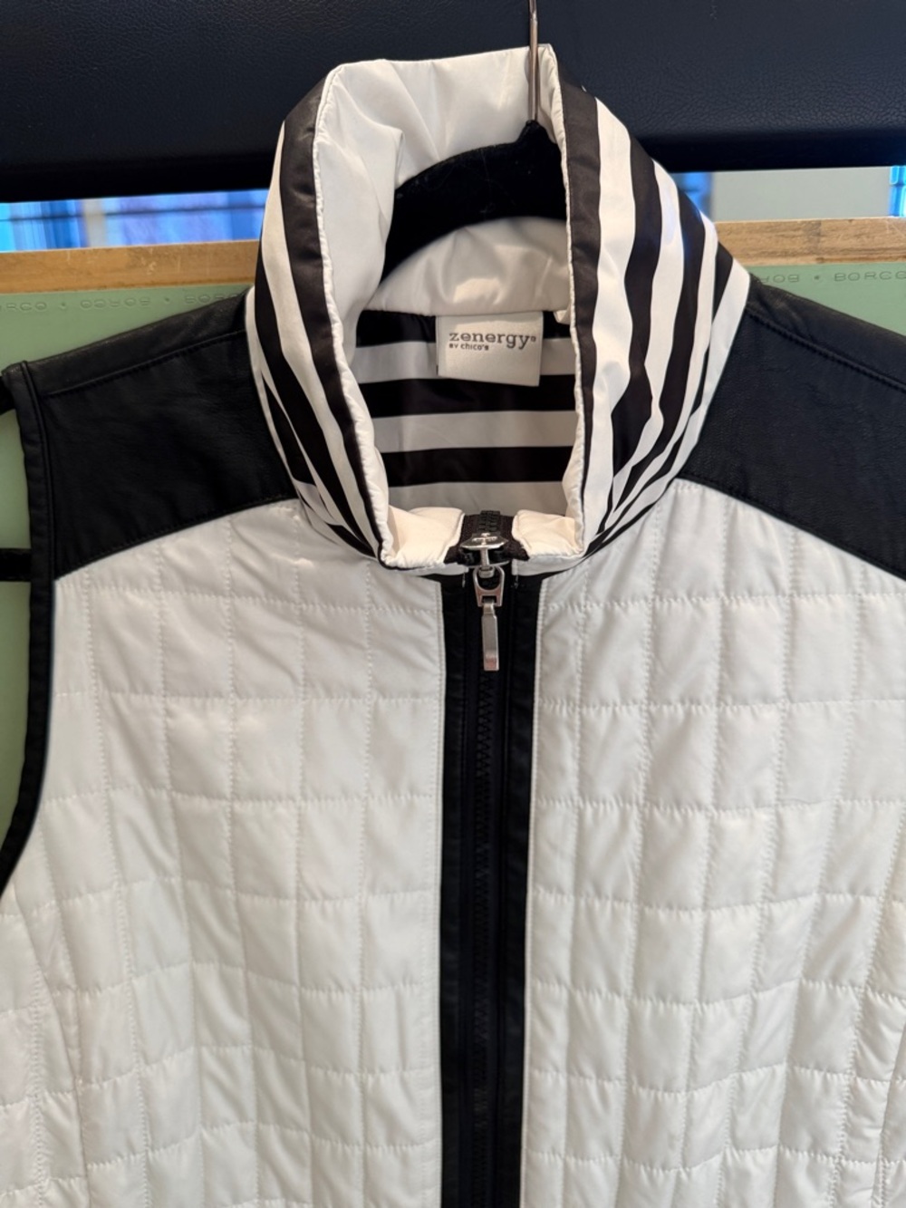 Zenergy by Chico's Women's White Quilted Zip-Front Vest with Black Trim - Picture 2 of 5